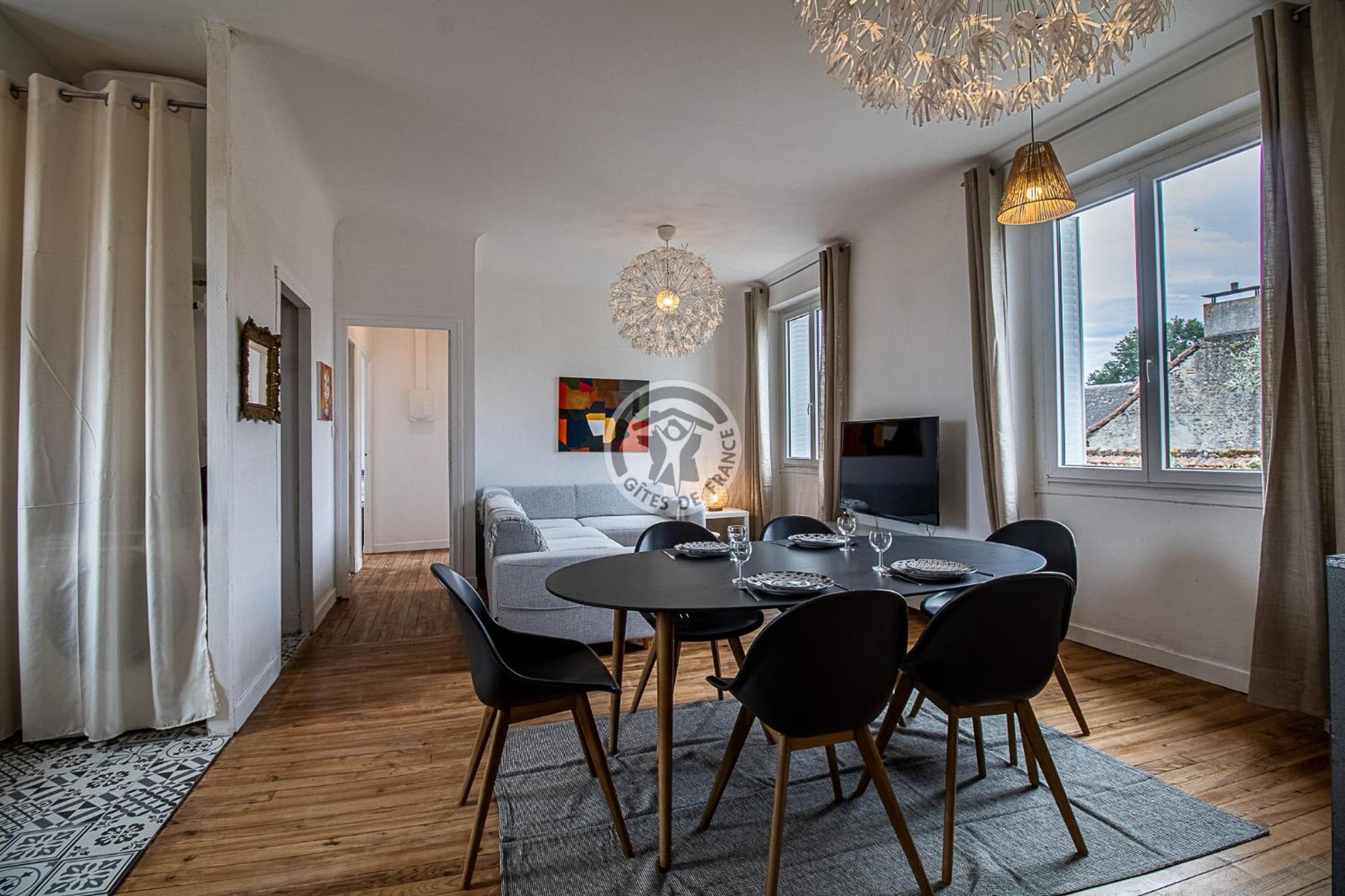 Location Appartement Des Pyrenees Borderes-sur-l'Echez Værelse billede