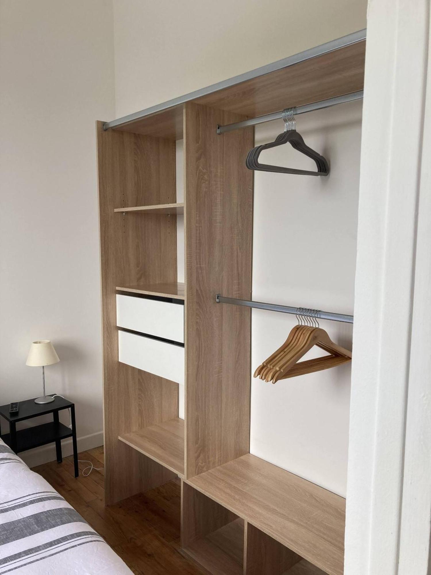 Location Appartement Des Pyrenees Borderes-sur-l'Echez Værelse billede