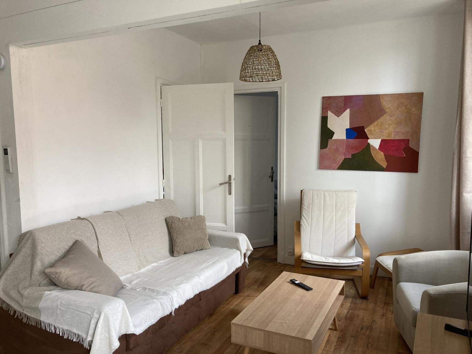 Location Appartement Des Pyrenees Borderes-sur-l'Echez Værelse billede